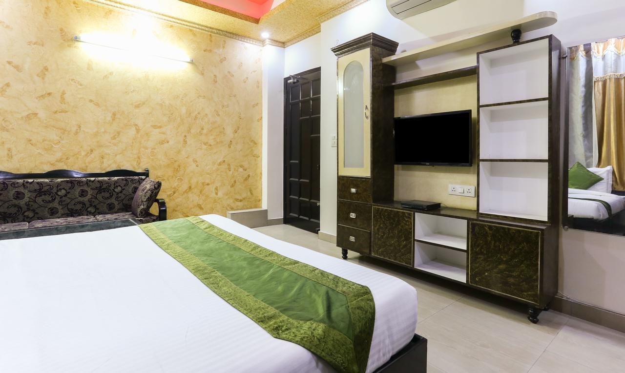 Treebo Trip Sswag 18 Expressway Hotel โนอิดา ภายนอก รูปภาพ